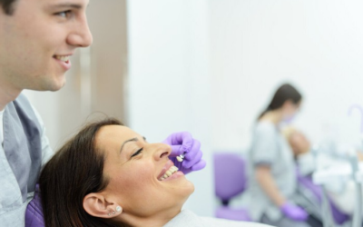 What’s the Difference Between Crowns and Veneers?